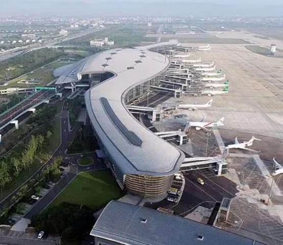 長沙豐禾智能為寧波櫟社國際機場三期生產(chǎn)的機務(wù)配電亭完工 長沙豐禾智能為寧波櫟社國際機場三期生產(chǎn)的機務(wù)配電亭完工