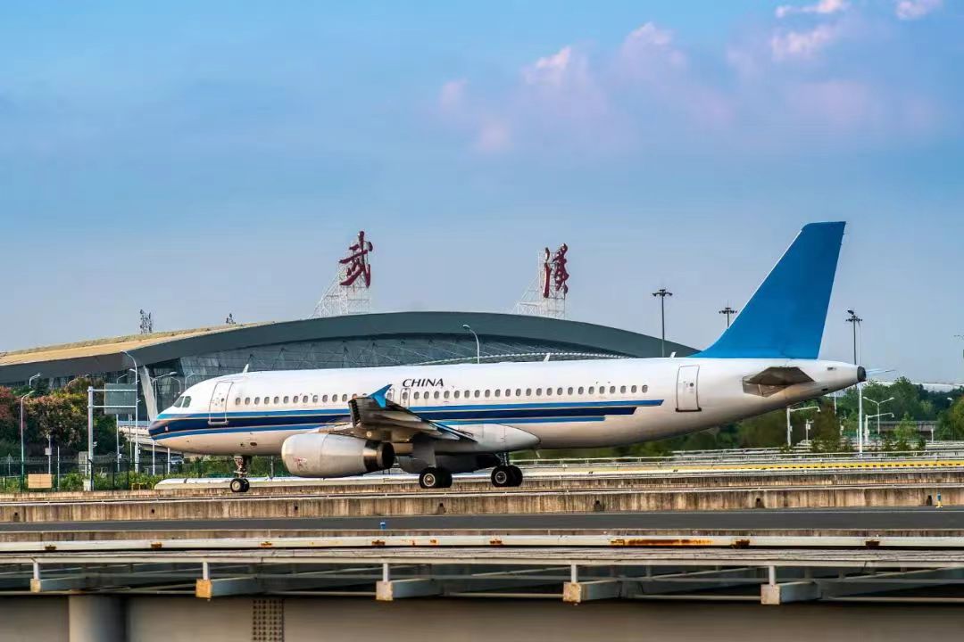 武漢天河機場新建照明控制系統(tǒng)升級改造